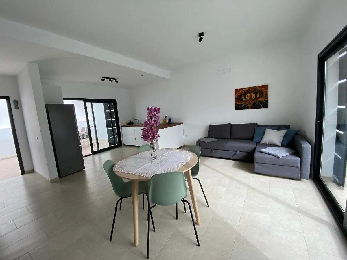 Casa Monte Y Mar location
